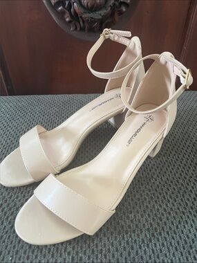 Wanderlust Nude Ankle-Strap Block Heel Sandals- Size 38